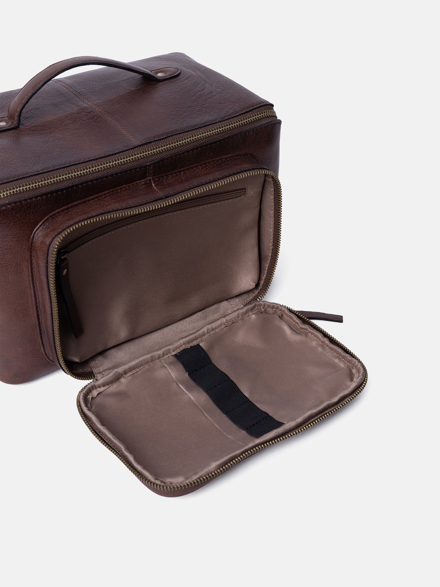 RE:DESIGNED Sally Kulturtasche Woodsmoke Vollleder