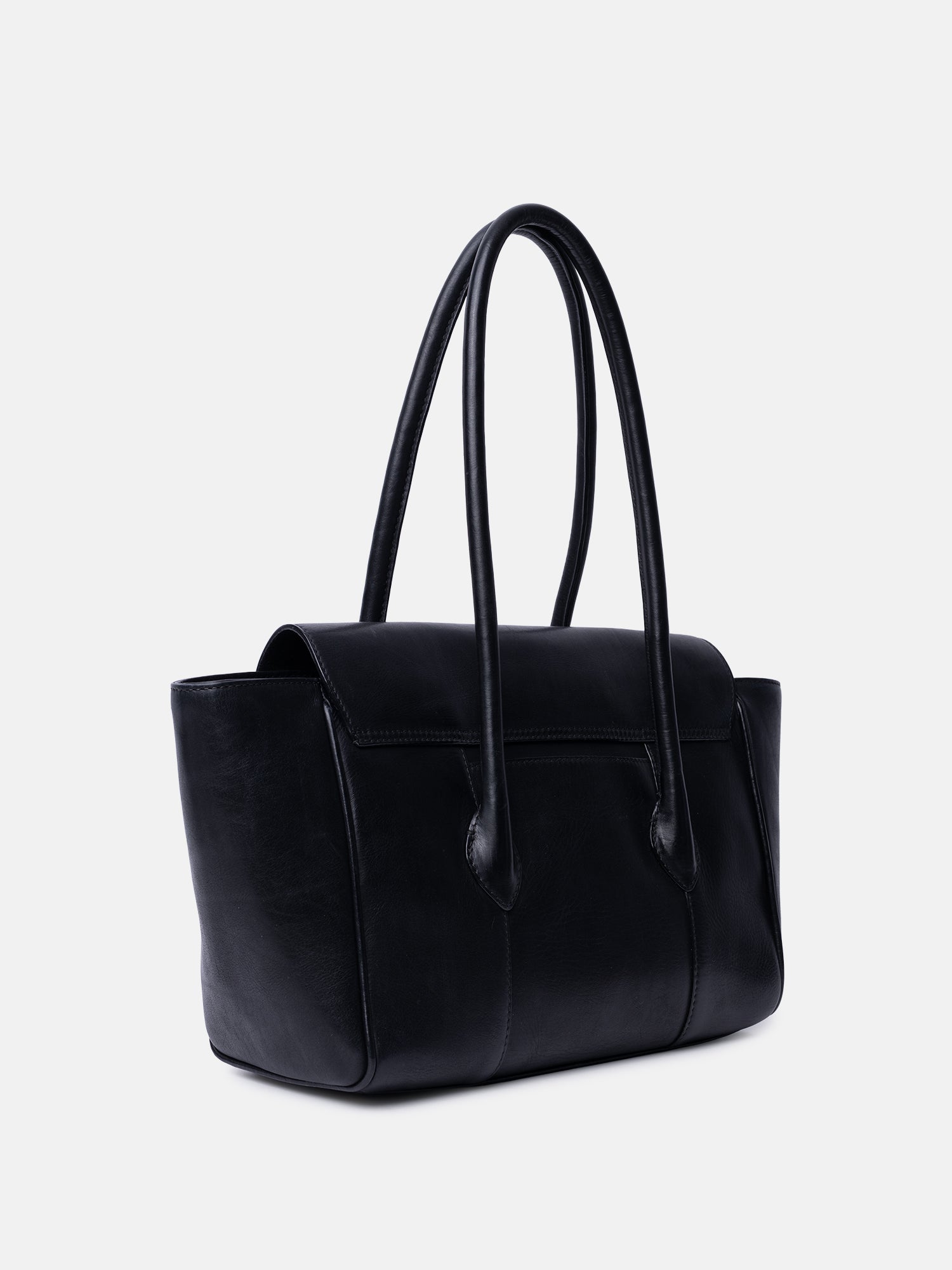 RE:DESIGNED Sisu Big Handtasche Schwarz Rindsleder