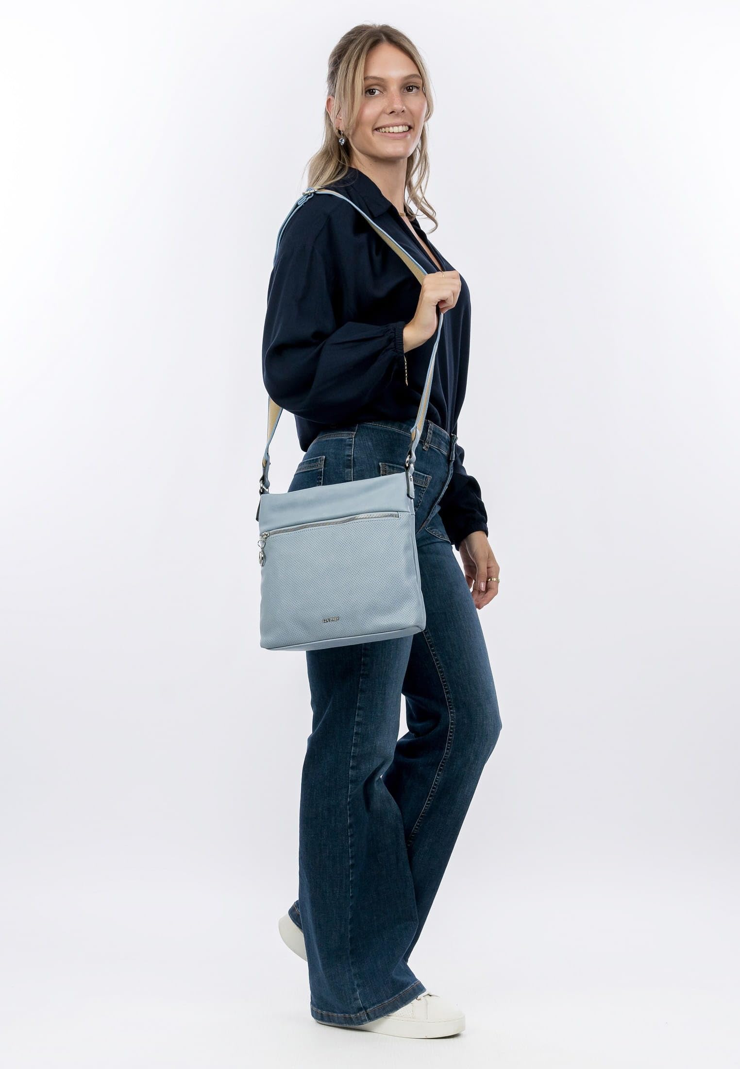 SURI FREY Patsy Crossover Umhängetasche Crystal Blue