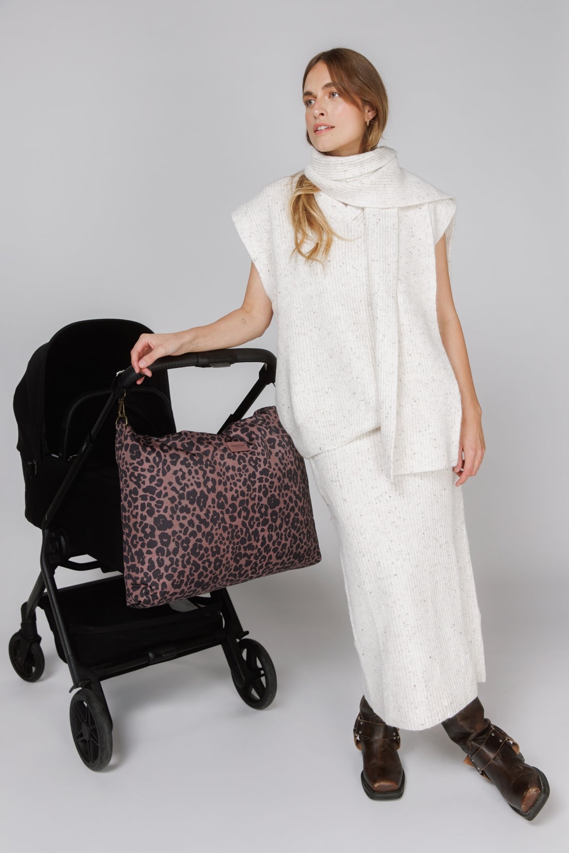 Studio Noos Puffy Diaper Bag Wickeltasche Red Leopard gesteppt