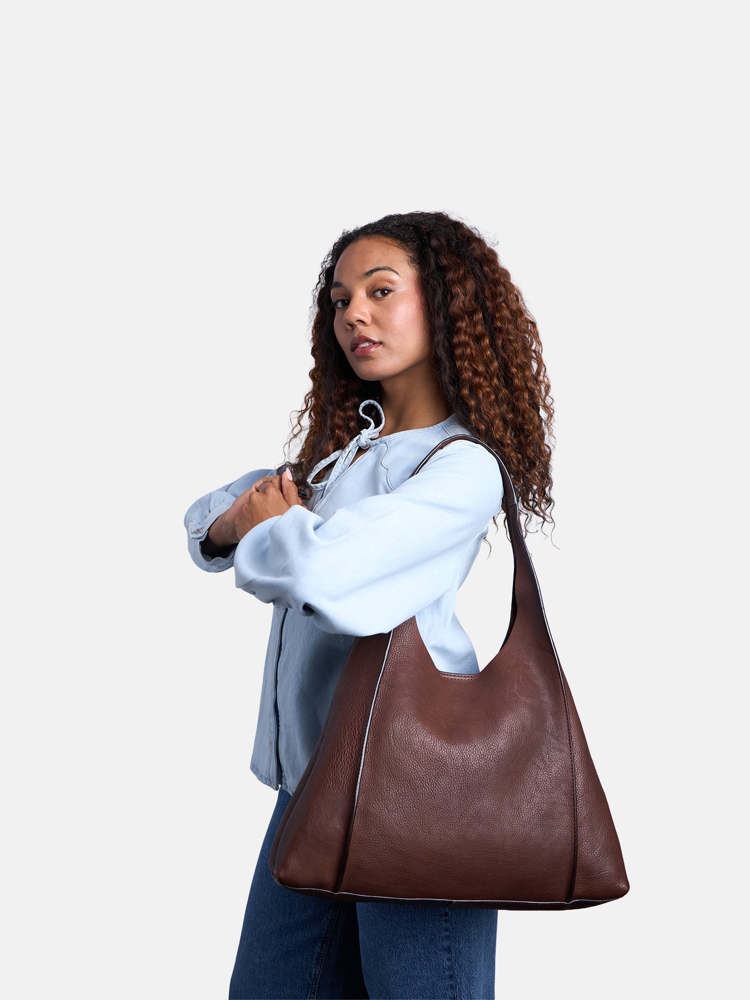 RE:DESIGNED Siv Small Schultertasche Braun Rindsleder