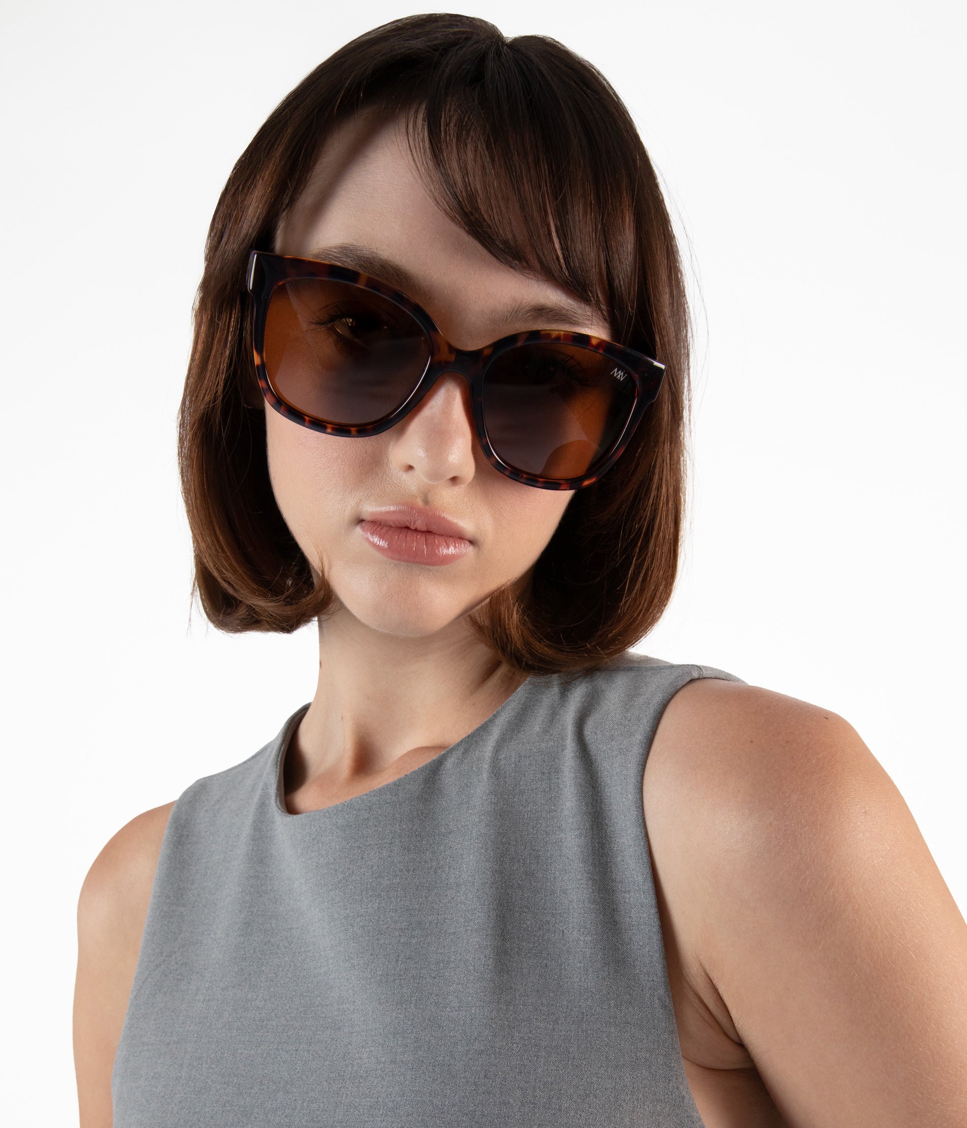 Matt & Nat Clea Wayfarer Sonnenbrille Braun polarisiert