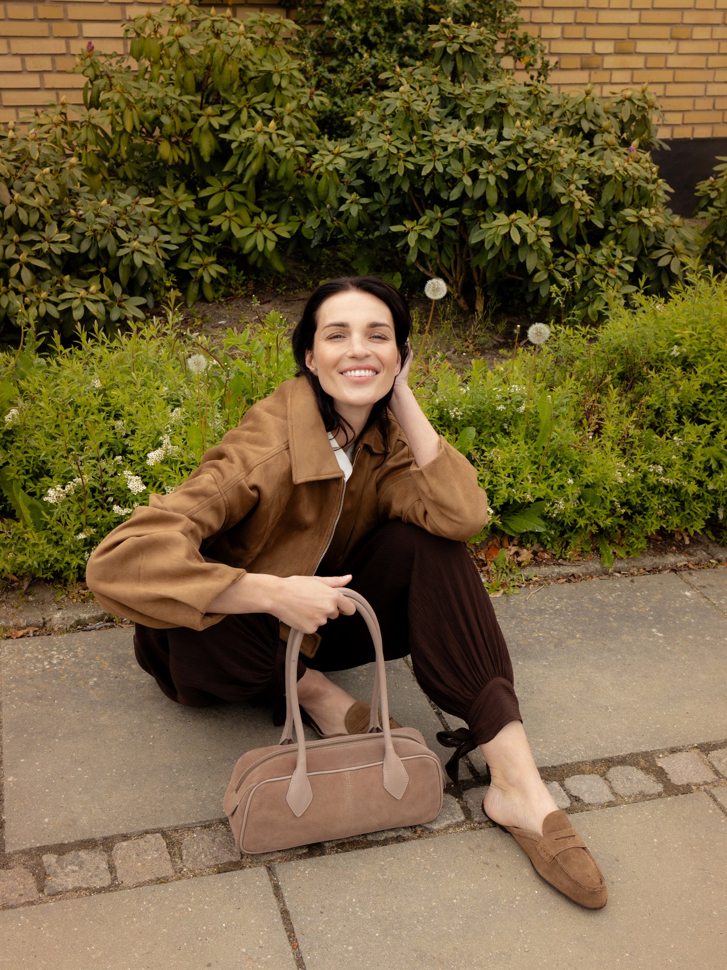 RE:DESIGNED Solin Small Handtasche Grau Vollleder