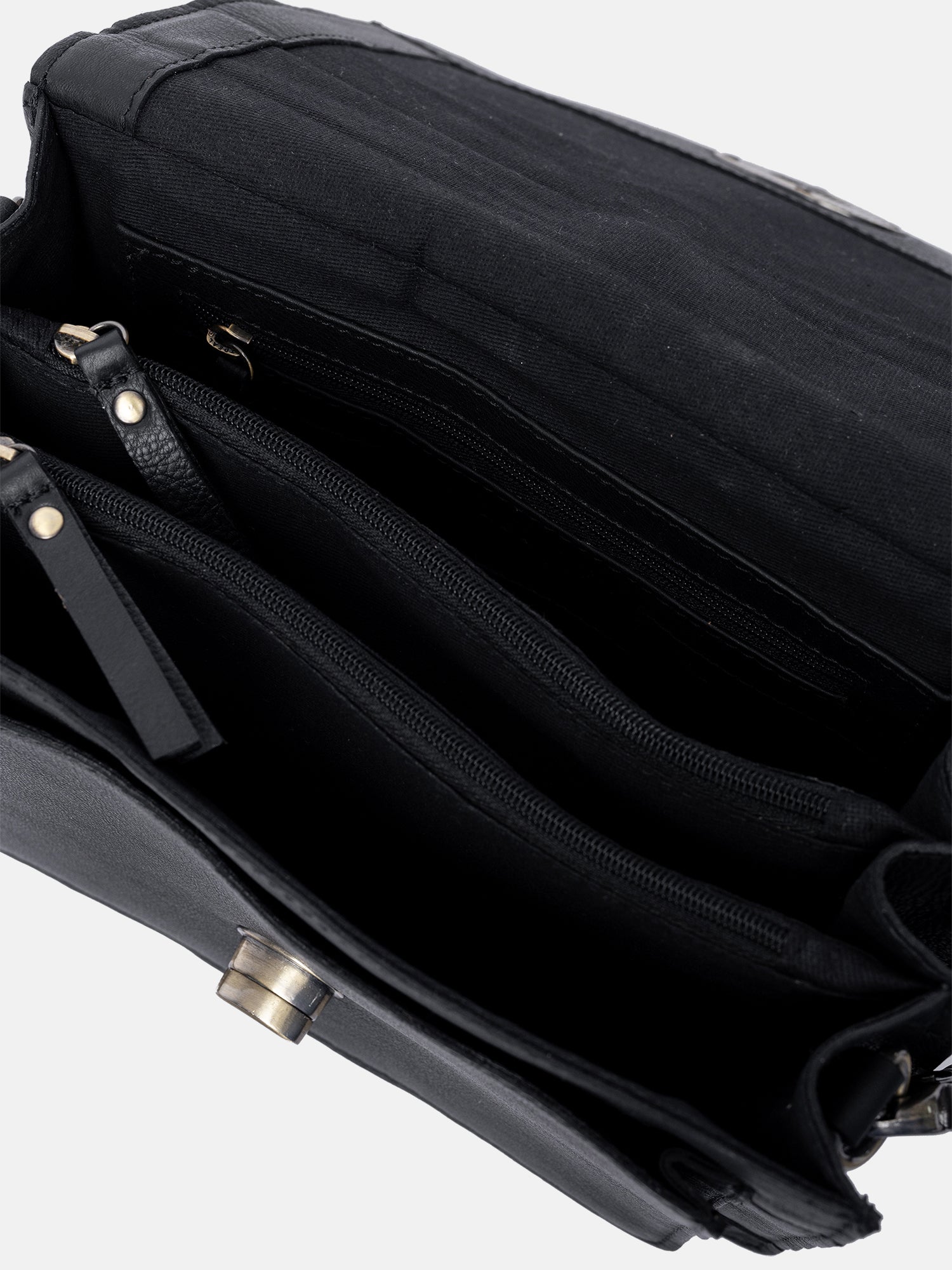 RE:DESIGNED Alba Big Umhängetasche Schwarz Messing Vollleder