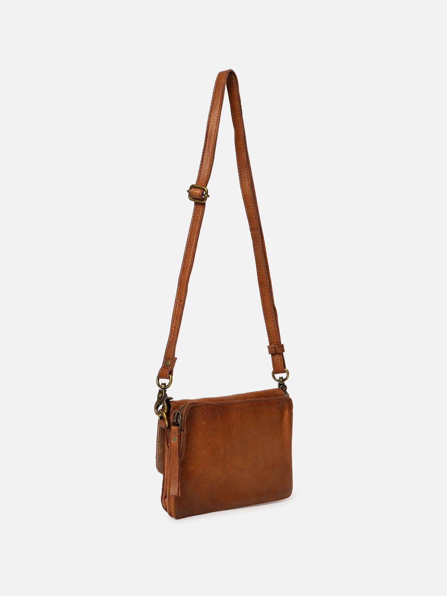 RE:DESIGNED Acile Urban 5137 Clutch Walnut Vollleder