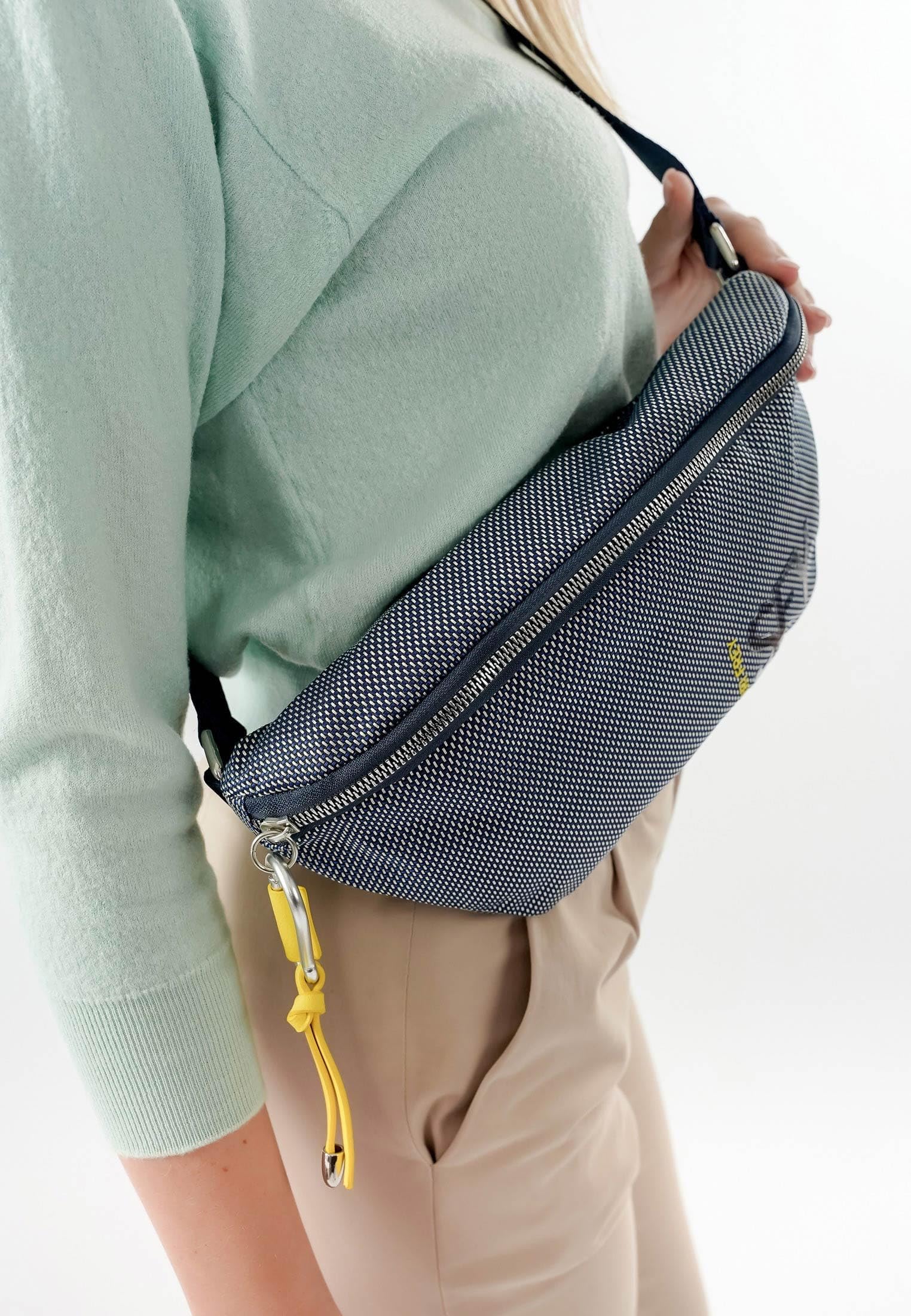 SURI FREY SFY SURI Sports Marry 18016 Gürteltasche Blau