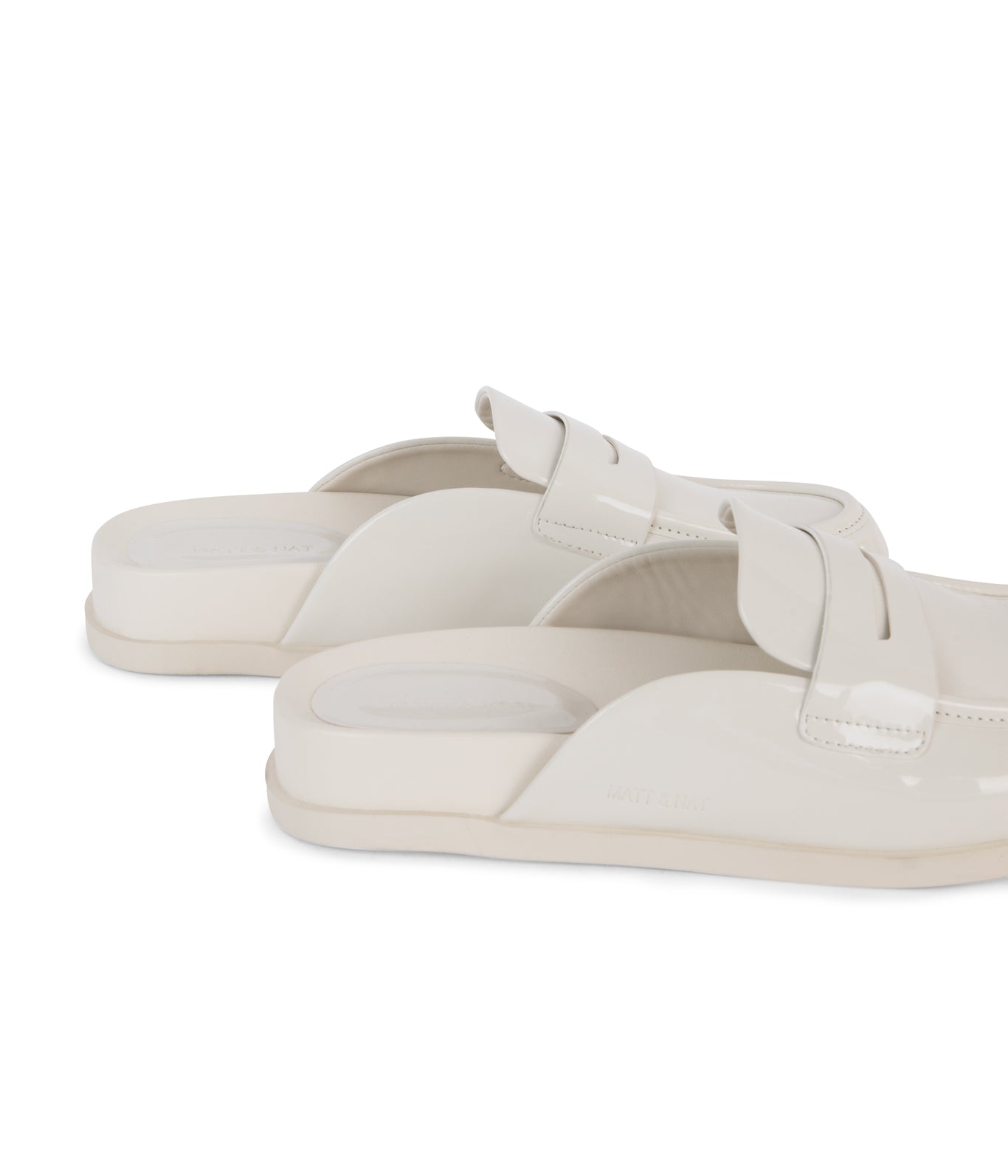 Matt & Nat Weil Mules Schwarz Lack vegan