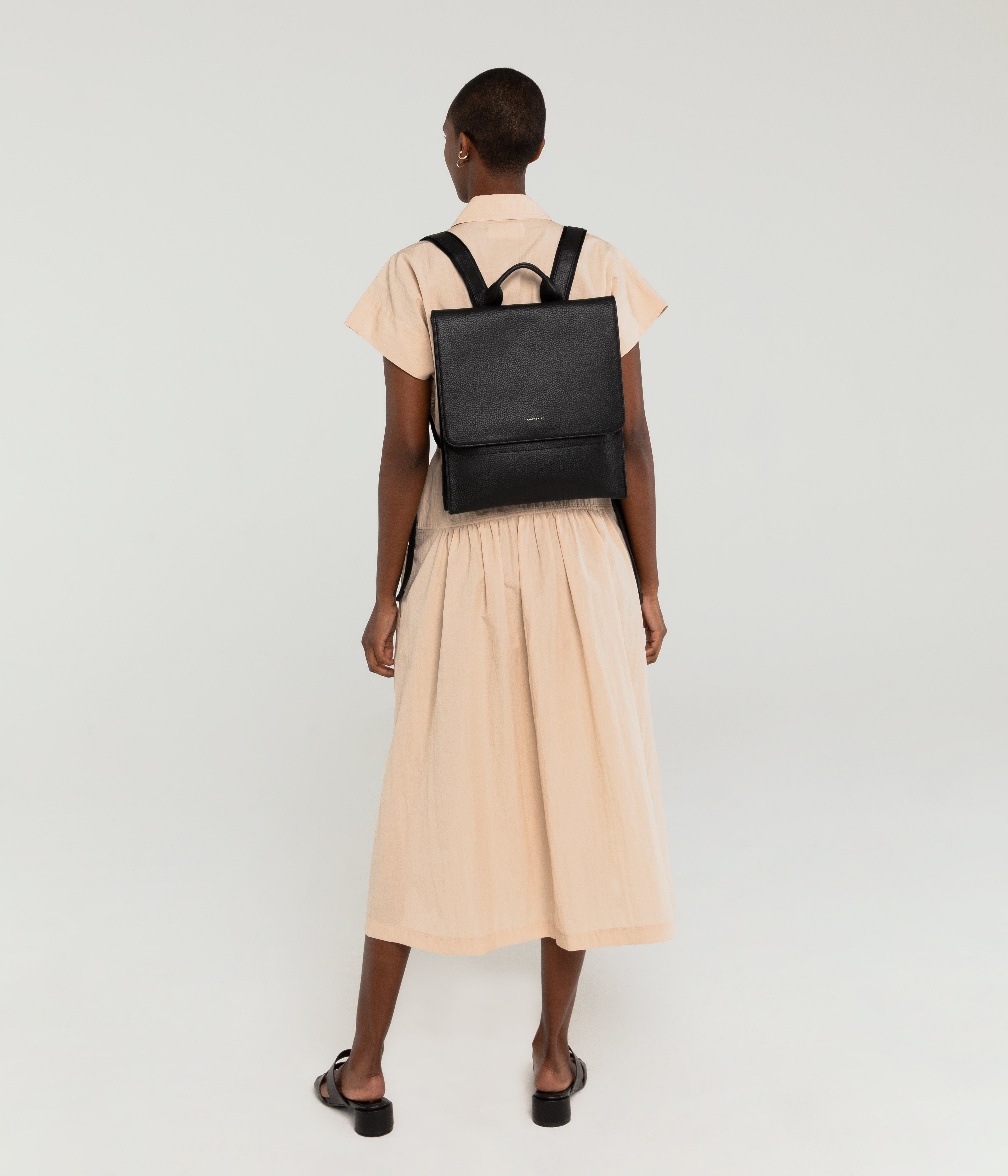 Matt & Nat MAVI Purity Rucksack schwarz vegan