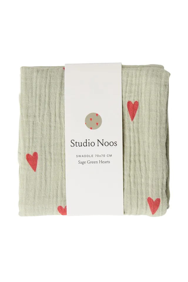 Studio Noos Swaddle Print Medium Spucktuch Green Hearts