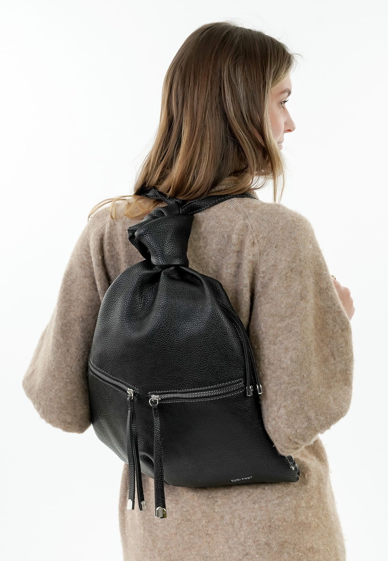 SURI FREY Freddy Backpack Rucksack Schwarz flach