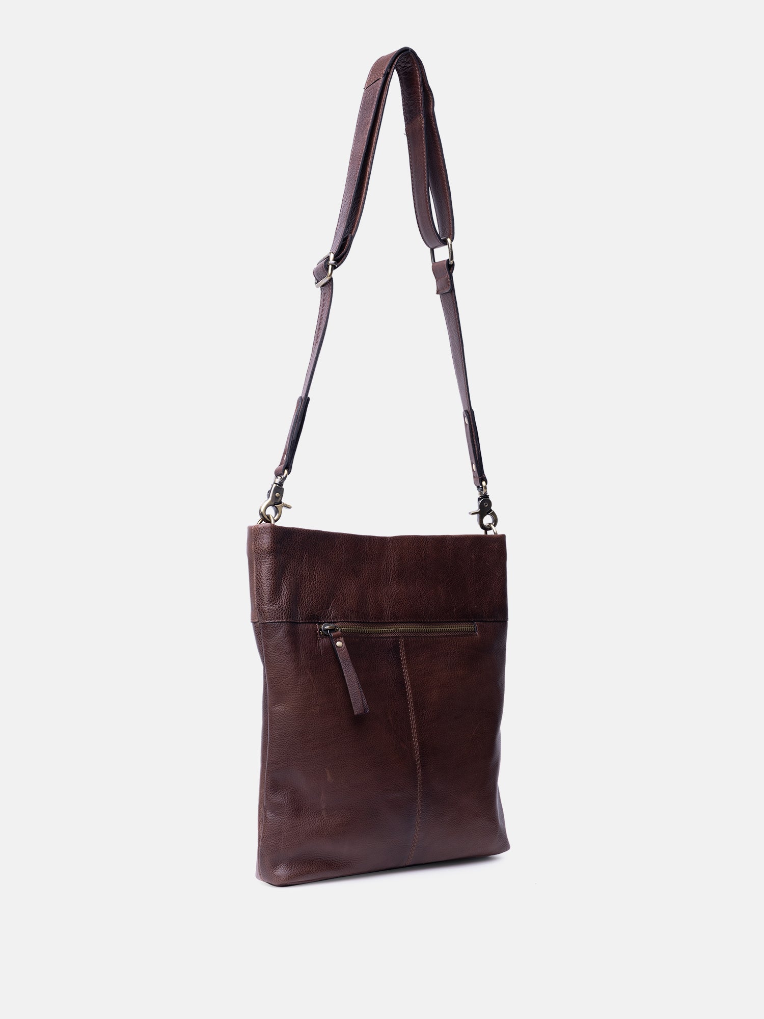 RE:DESIGNED Olea Big 6644 Umhängetasche Woodsmoke Leder