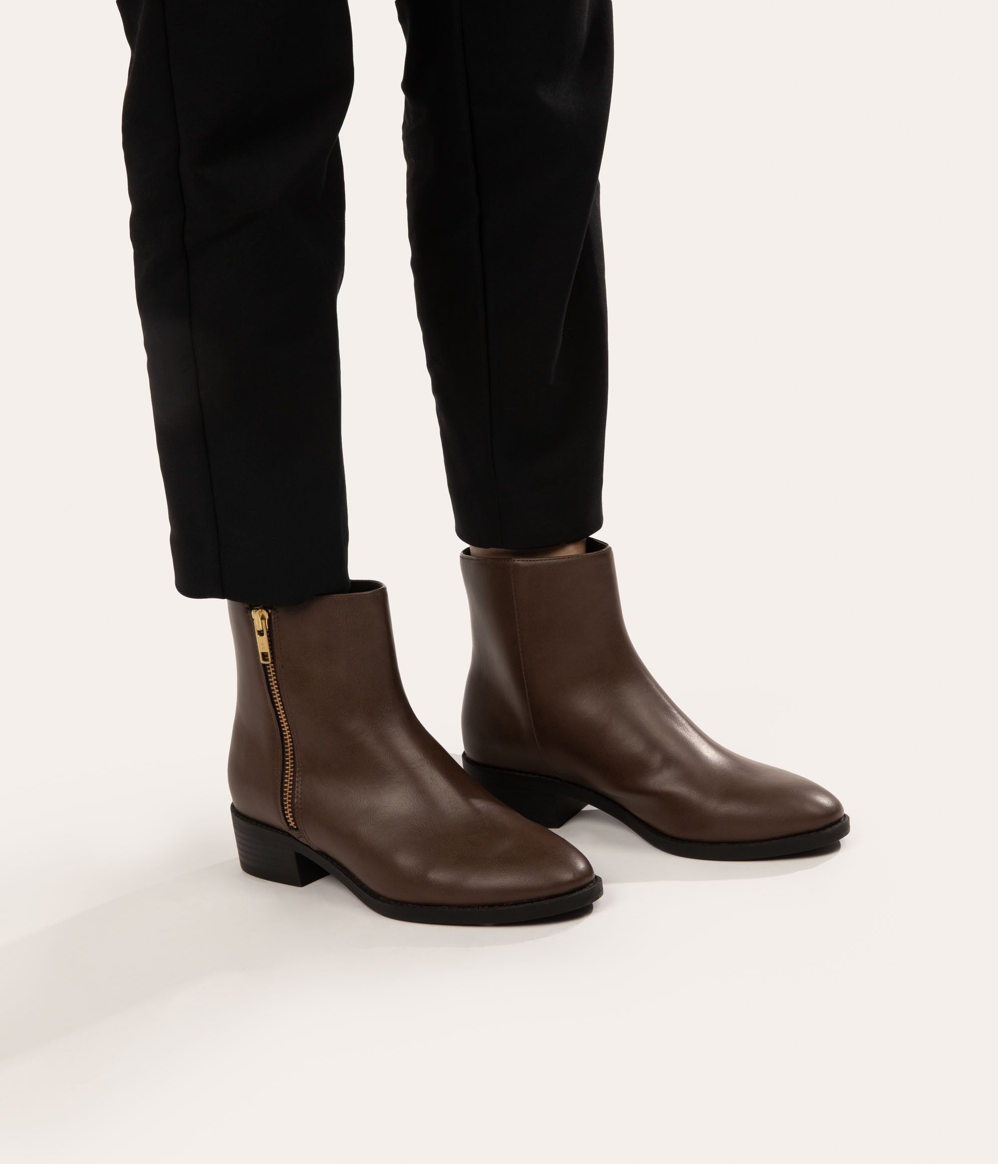 Matt & Nat Liman Stiefelette Schwarz vegan Gr. 38