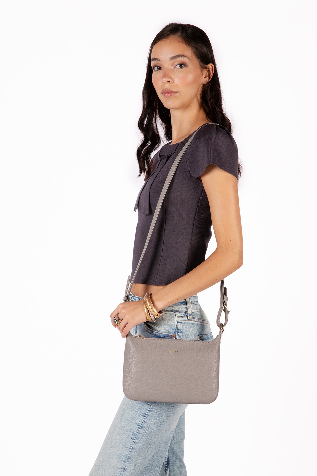 Matt & Nat Jina Schultertasche Schwarz mit 2 Riemen
