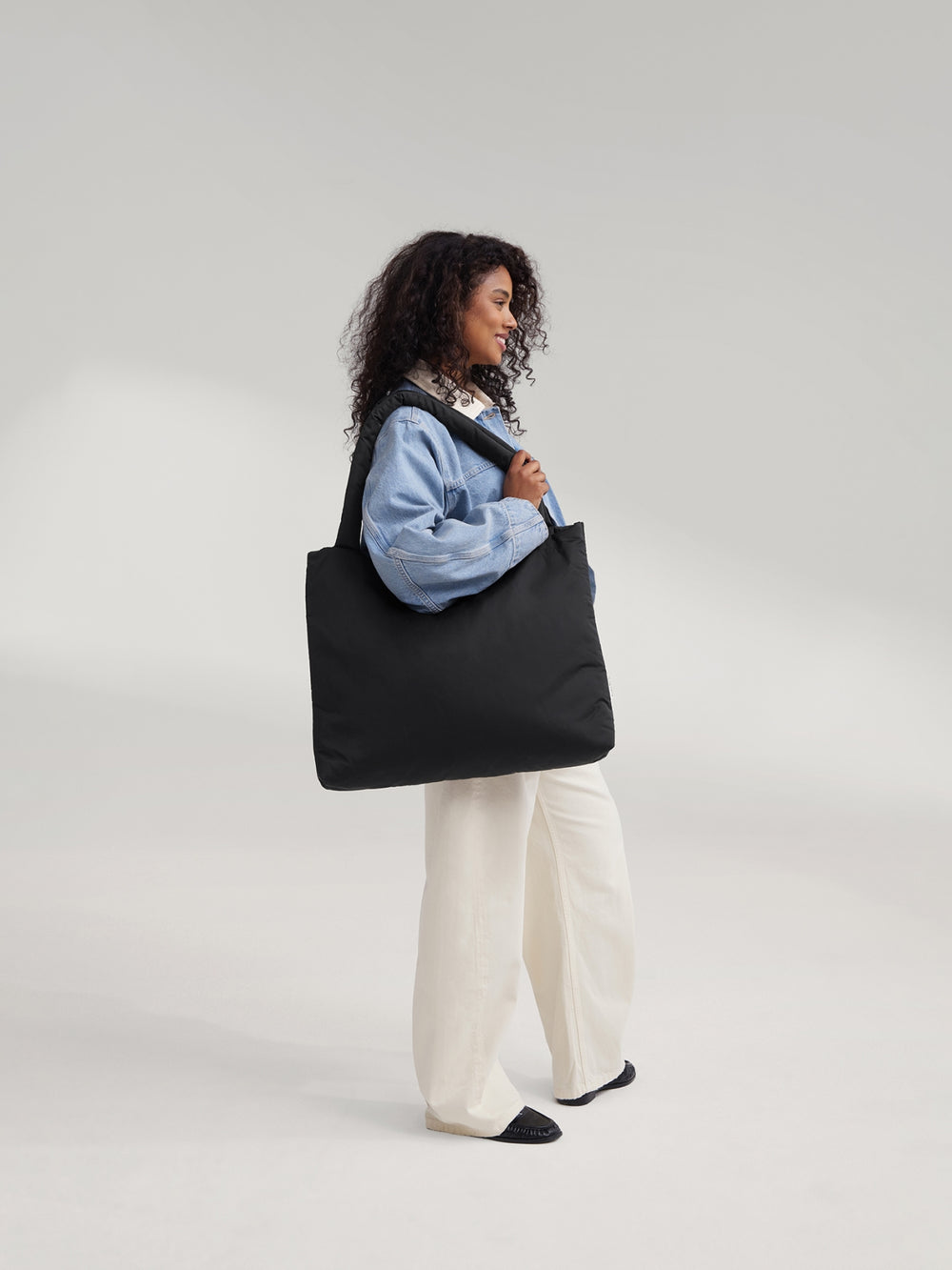 Studio Noos Puffy Mom Bag Shopper Wickeltasche Schwarz