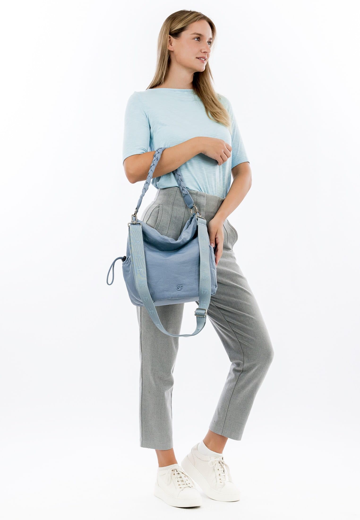 SURI FREY Abby Schultertasche Denim geflochten