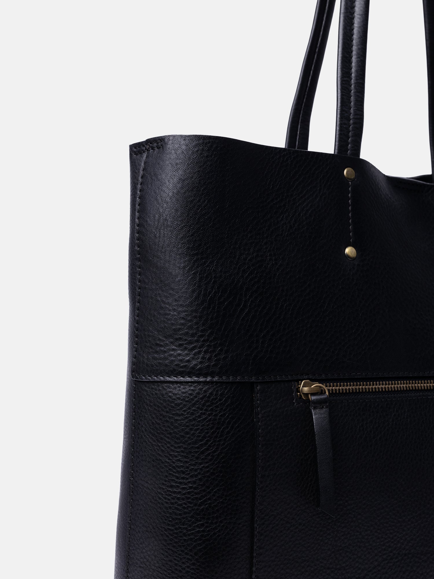 RE:DESIGNED Sofie Big 6666 Schultertasche Schwarz Leder