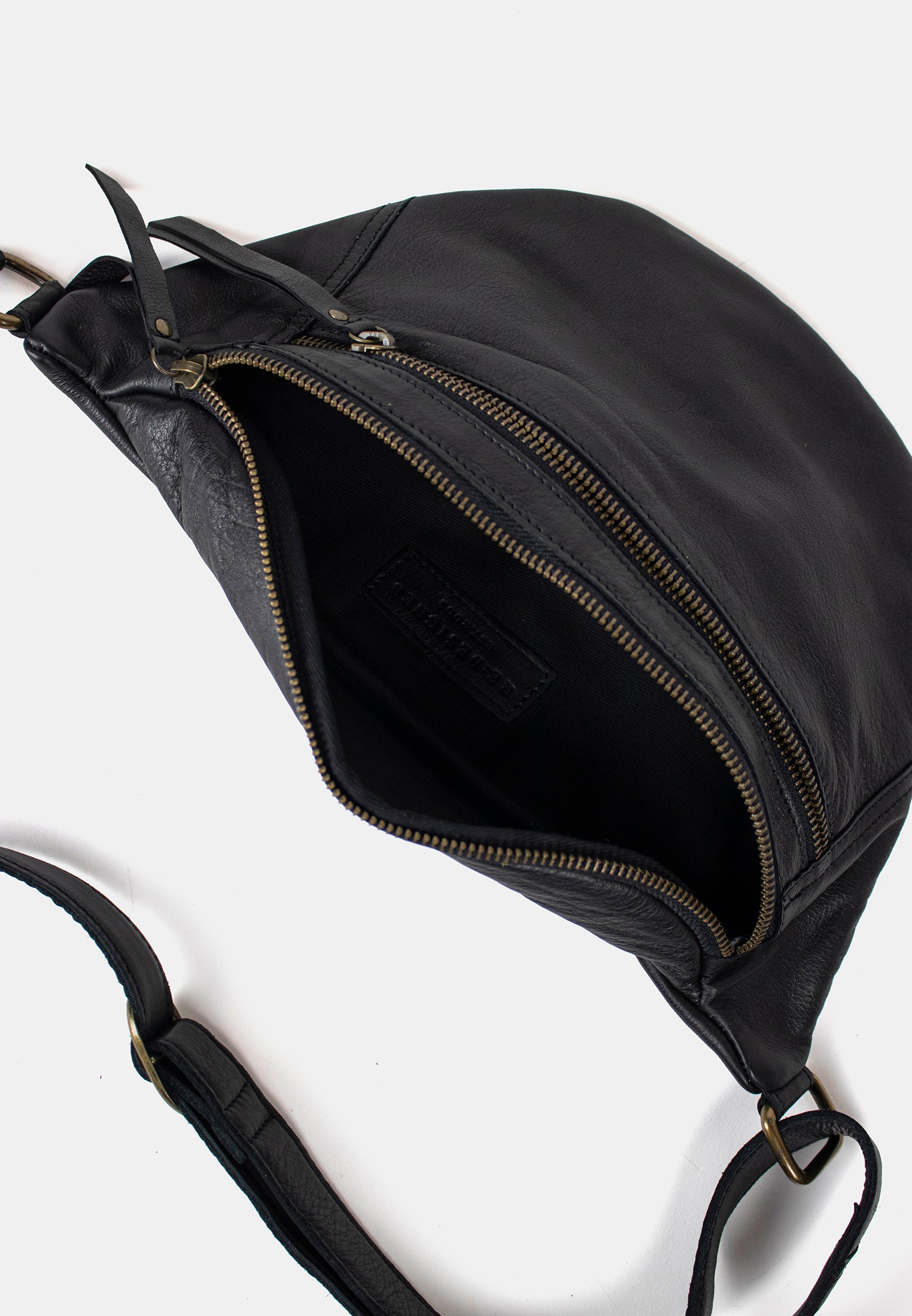 RE:DESIGNED Faust Urban Bauchtasche Schwarz Vollleder