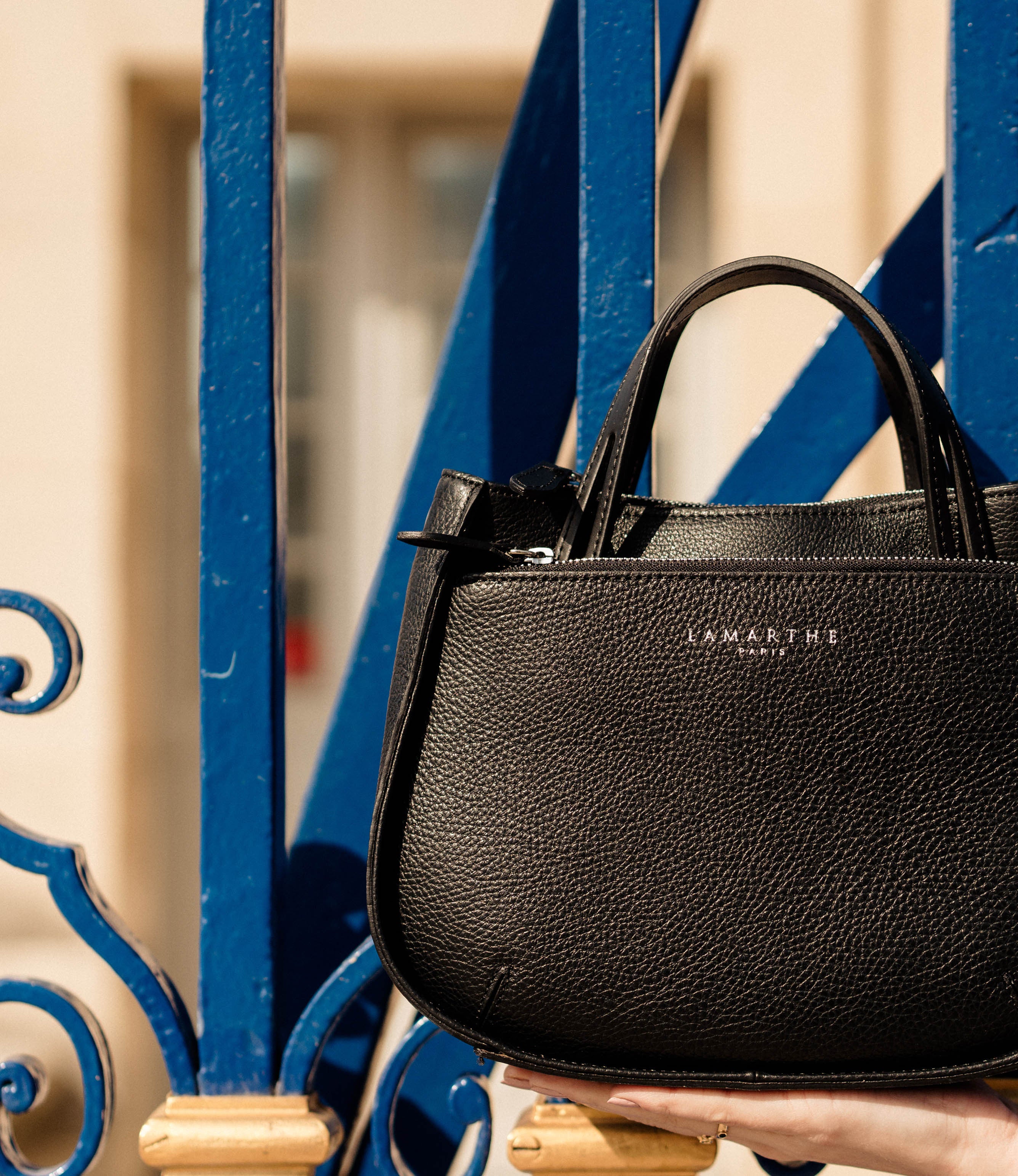 Lamarthe Fidèle S Crossbody Schwarz Vollleder
