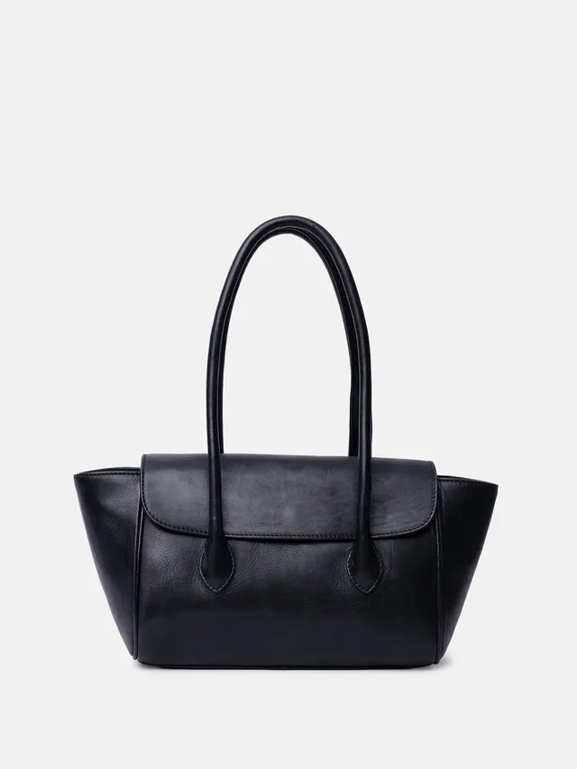 RE:DESIGNED Sisu Small Handtasche Schwarz Vintage-Leder