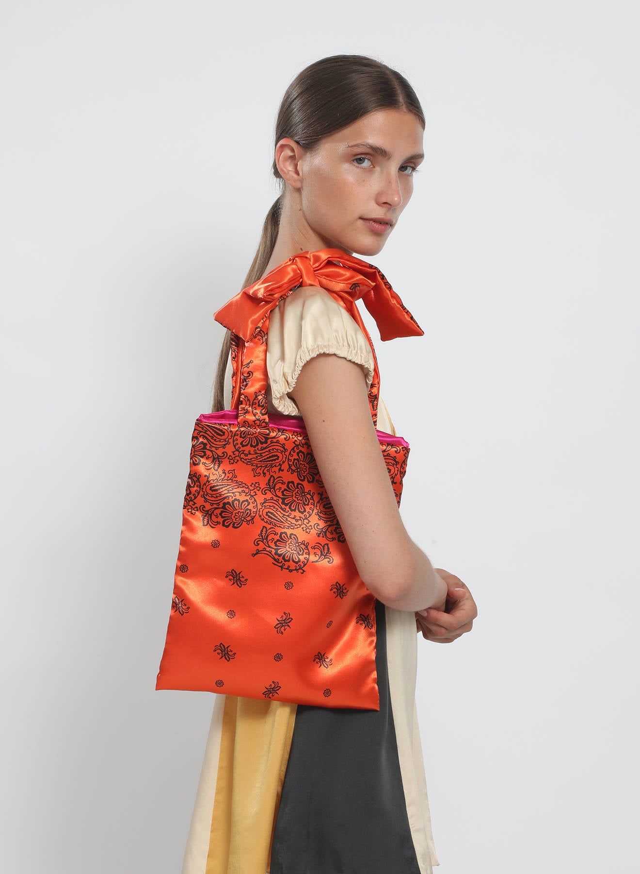 Maria la Rosa Bandana Couture Tote Platin Satin