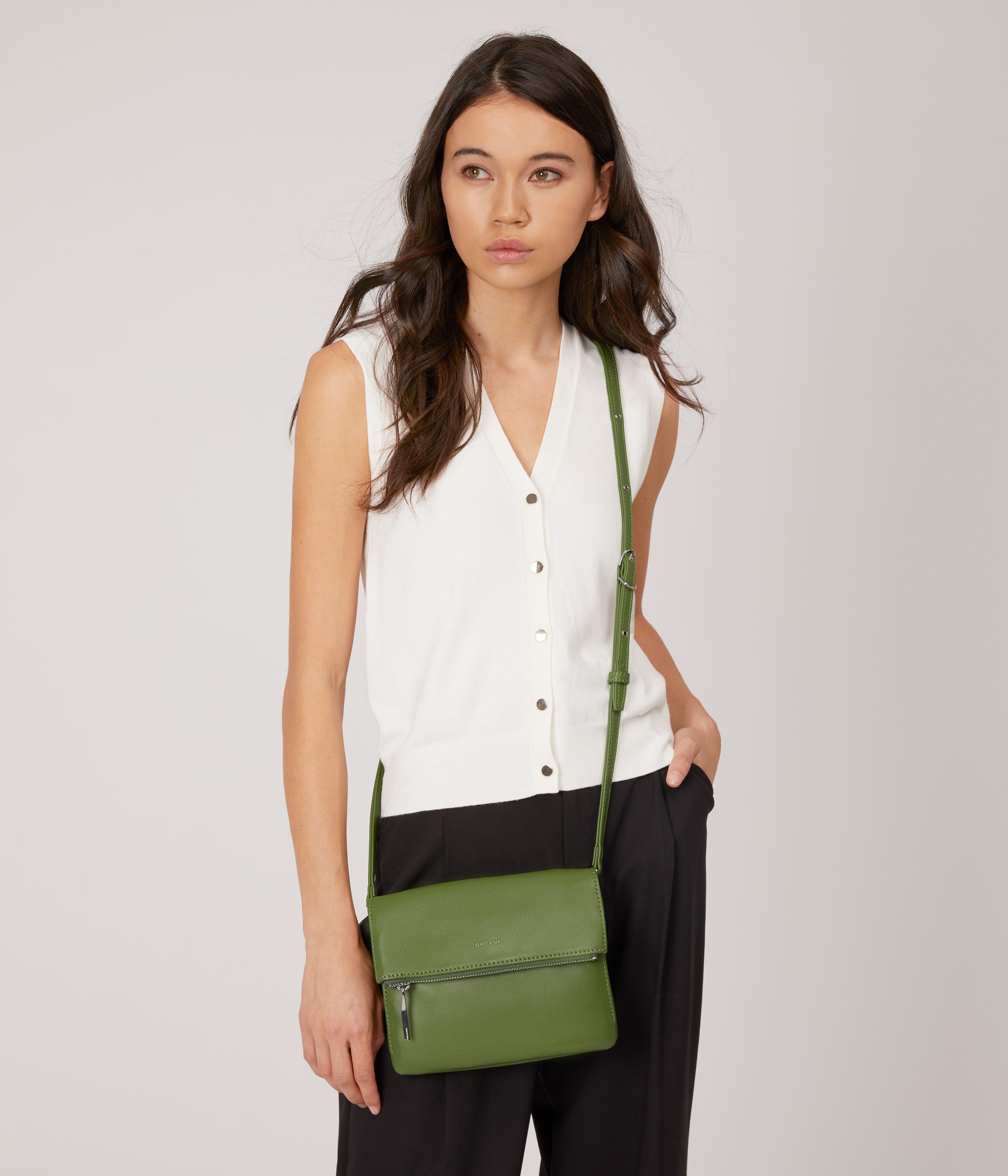 Matt & Nat Hiley Loom Umhängetasche Schwarz vegan