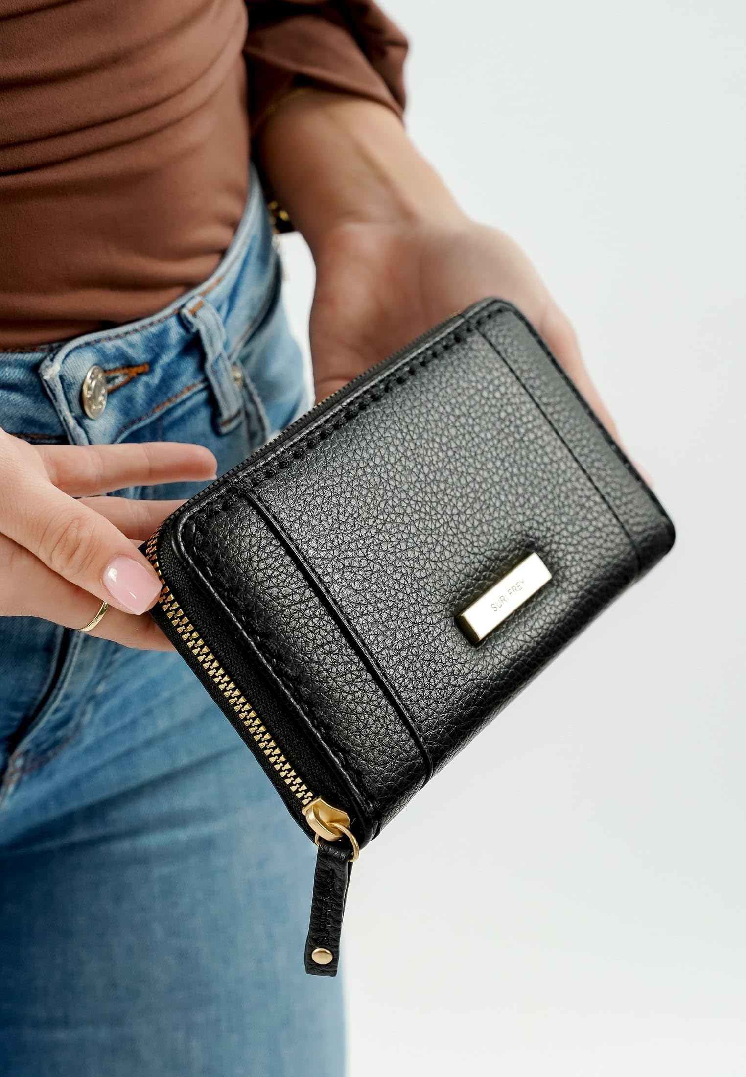 SURI FREY Ginny Zip Around Wallet Geldbörse Schwarz