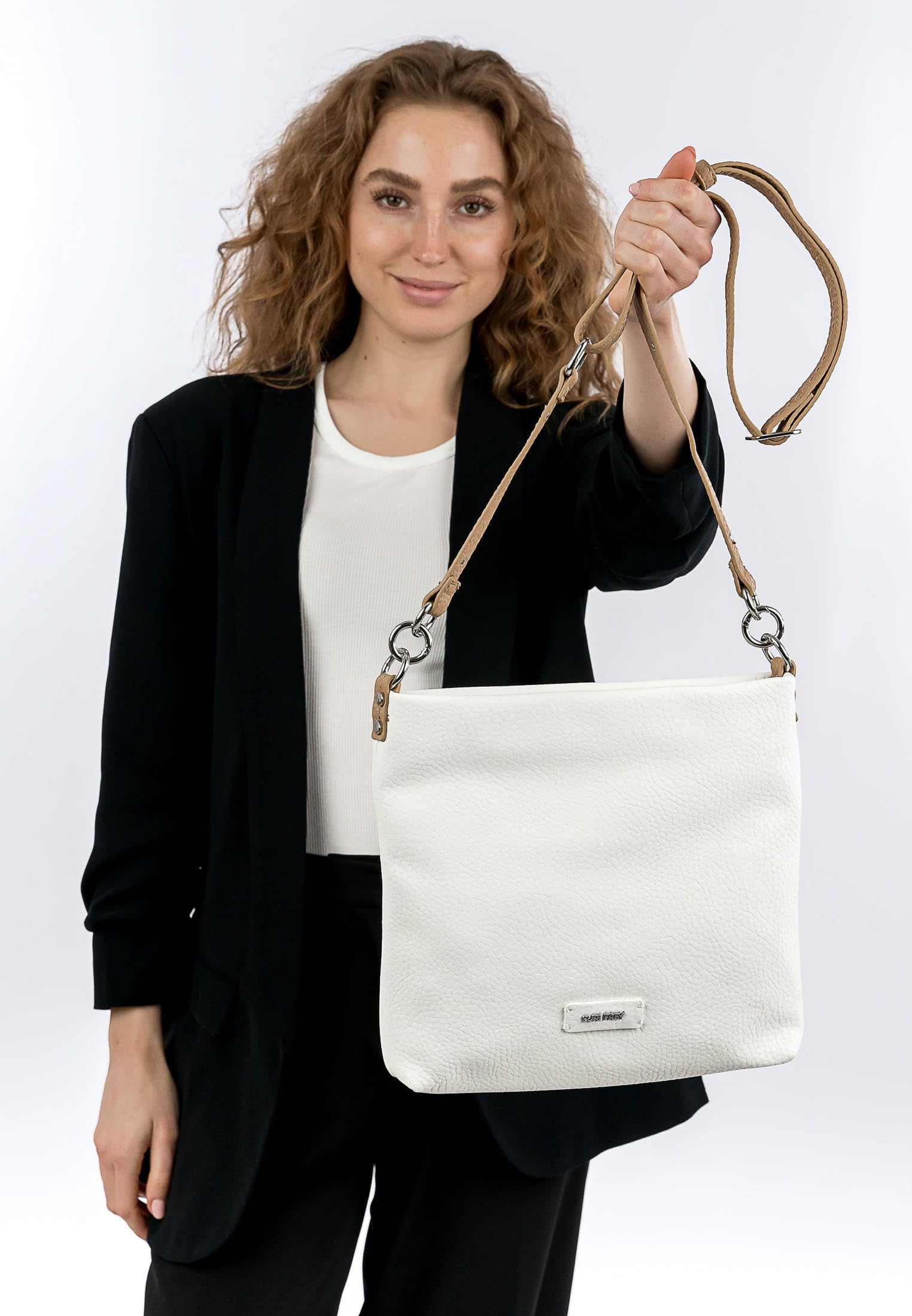 SURI FREY Batty Shoulder Bag Schultertasche White