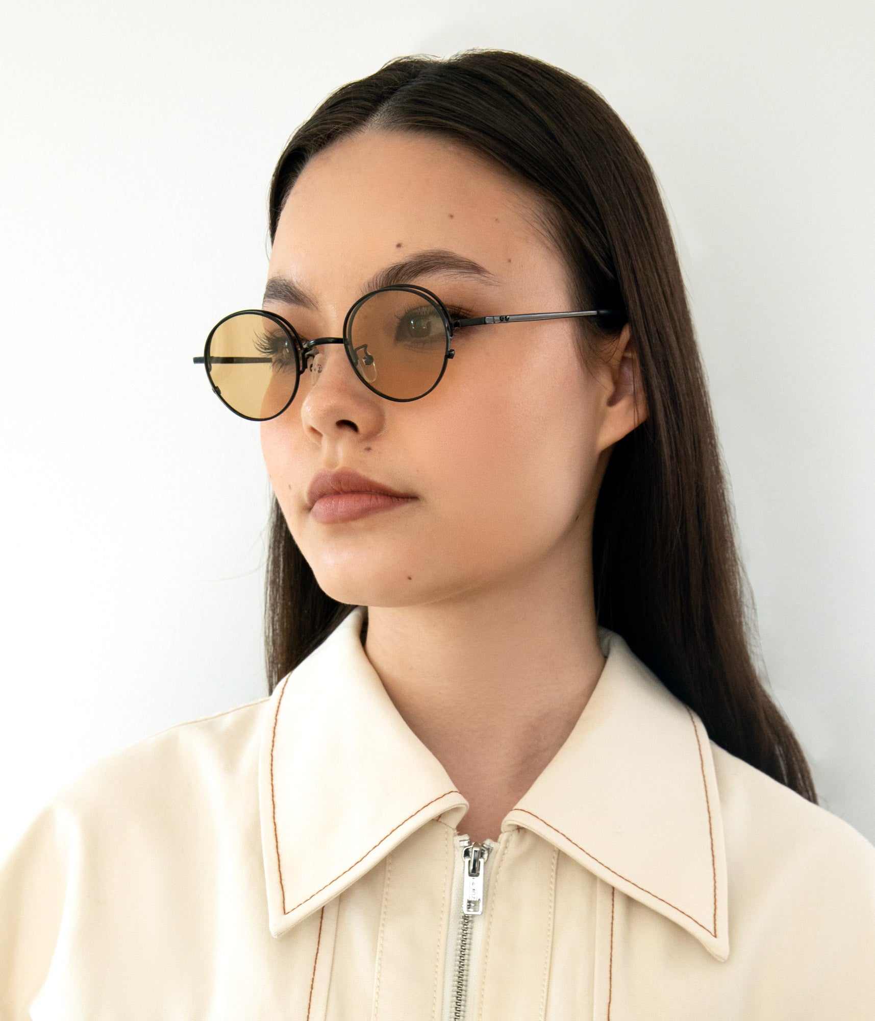 Matt & Nat EDDON Sonnenbrille Klein Rund Schwarz Polarisiert
