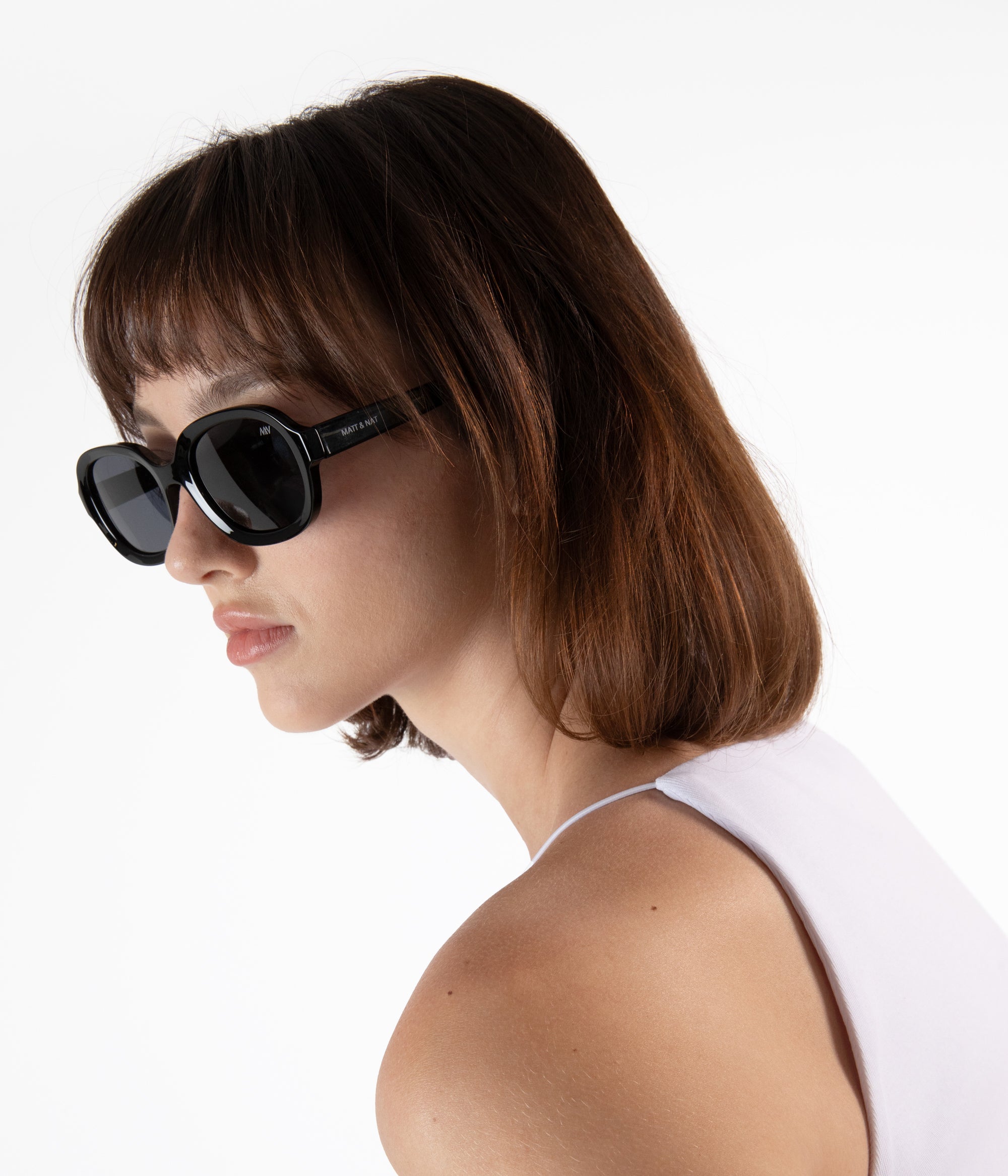 Matt & Nat Aara Sonnenbrille schwarz recycelt
