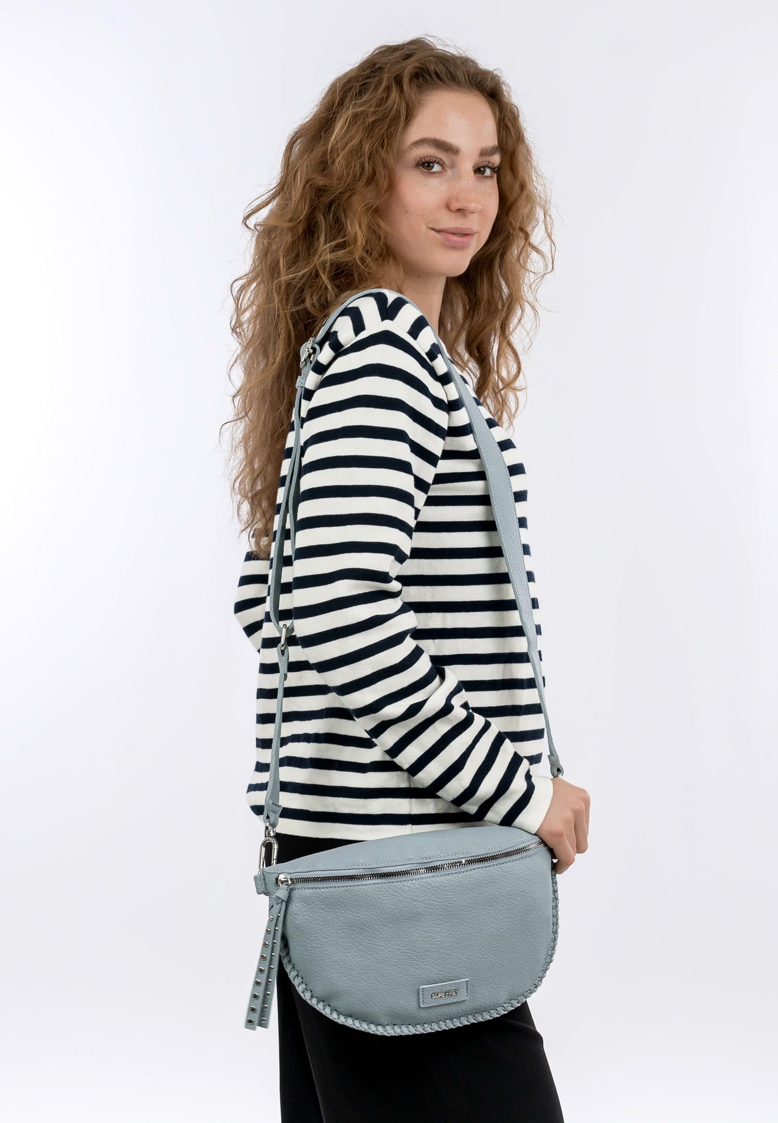 SURI FREY Franzy Handbag Zipper Schultertasche Crystal Blue